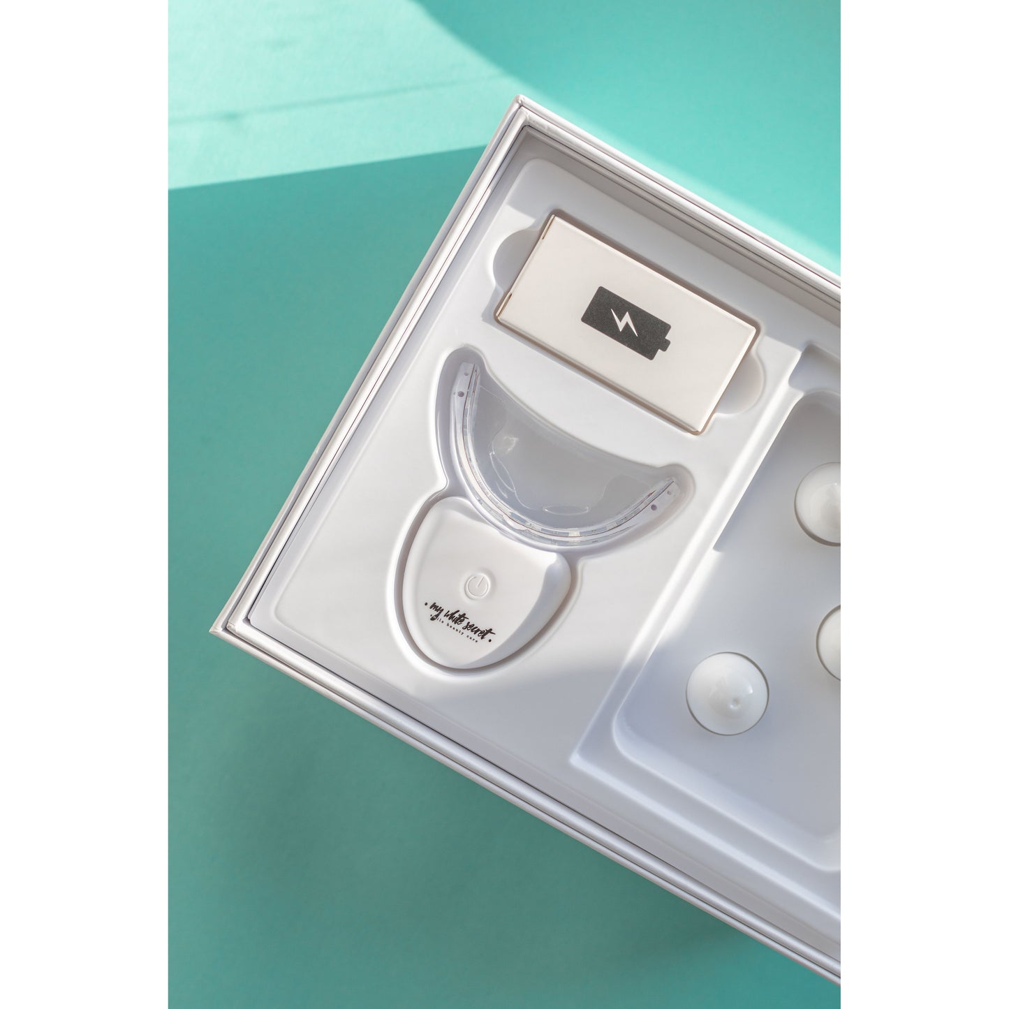 Teeth Whitening LED Kit: Whiter Teeth in Just 30 Minutes