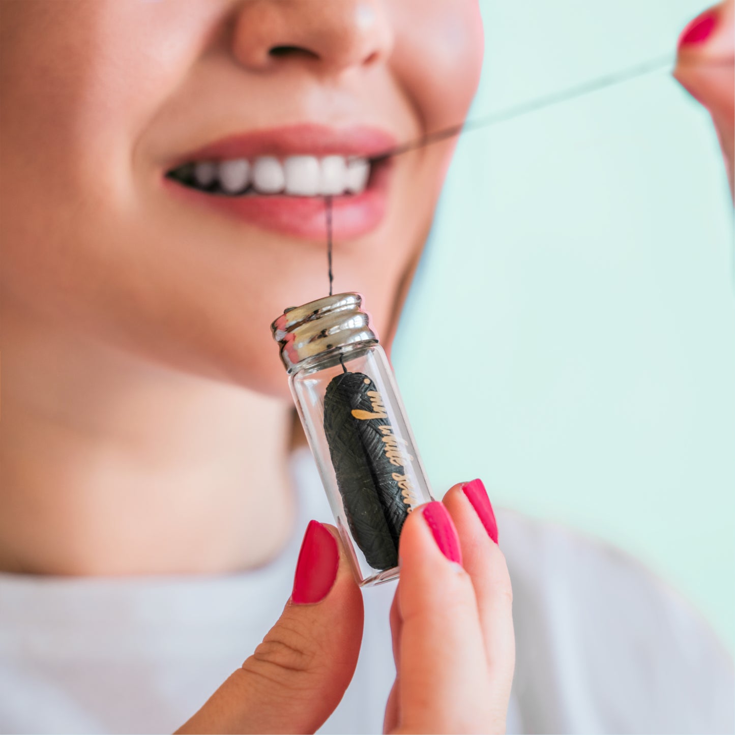 Charcoal biodegradable dental floss (With glass jar) - My White Secret